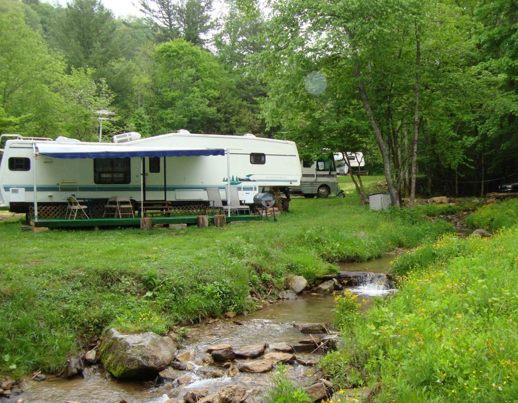 Dark Ridge Hideout Otel Elk Park Dış mekan fotoğraf